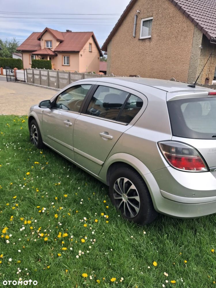 Opel Astra 1.4 Selection - 16