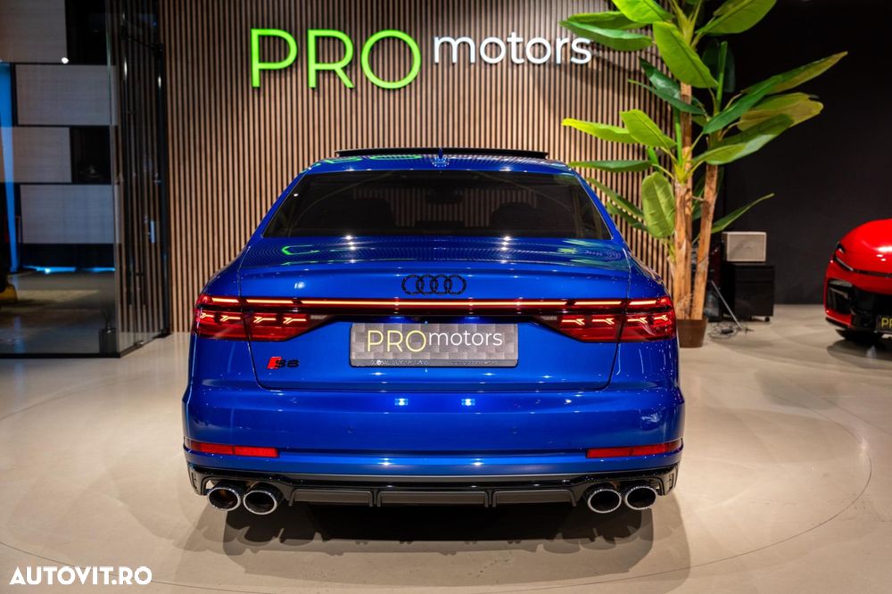Audi S8 4.0 TFSI quattro Tiptronic - 35