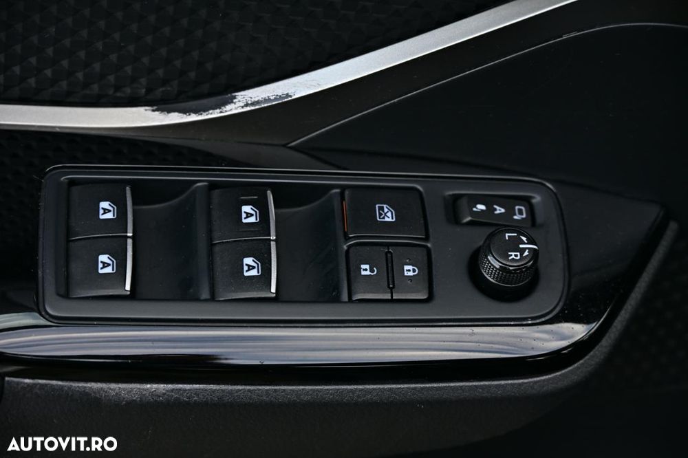 Toyota C-HR Business-Edition - 37
