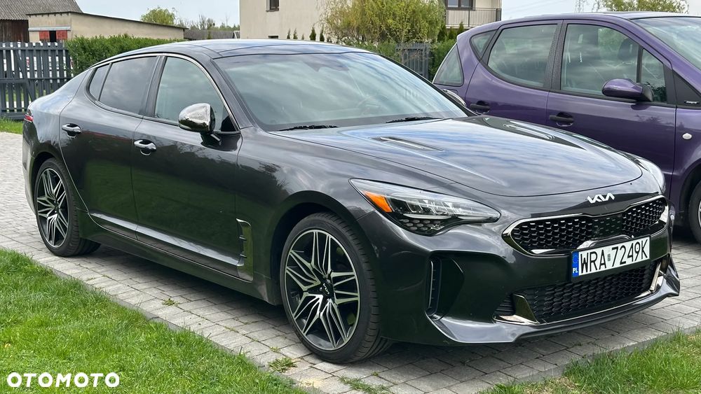 Kia Stinger - 4