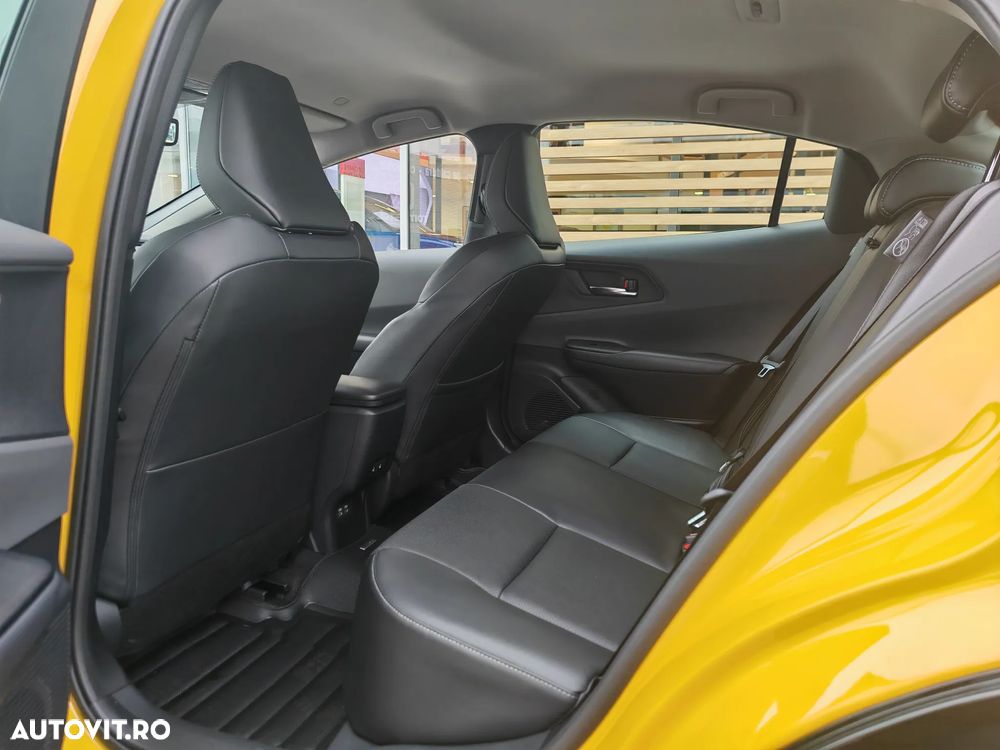 Toyota Prius 2.0 FWD PHEV Exclusive - 23