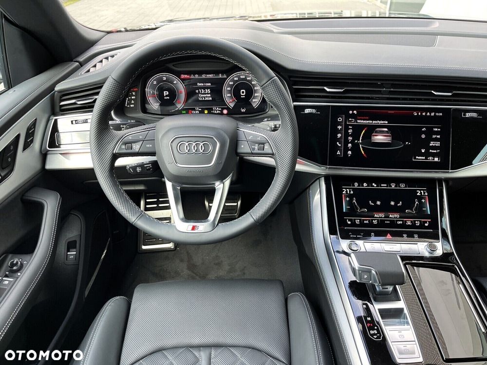 Audi Q8 - 18