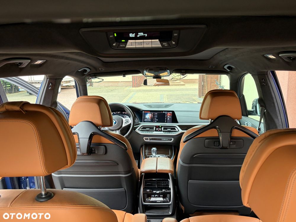 BMW X7 xDrive40i sport - 33