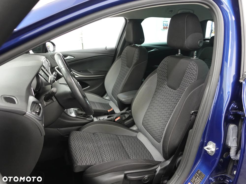 Opel Astra 1.2 Turbo Edition - 22