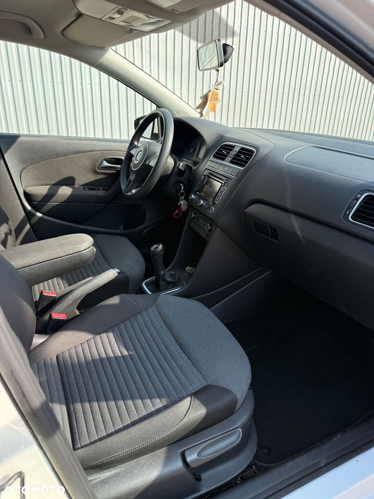 Volkswagen Polo 1.2 12V Comfortline - 11