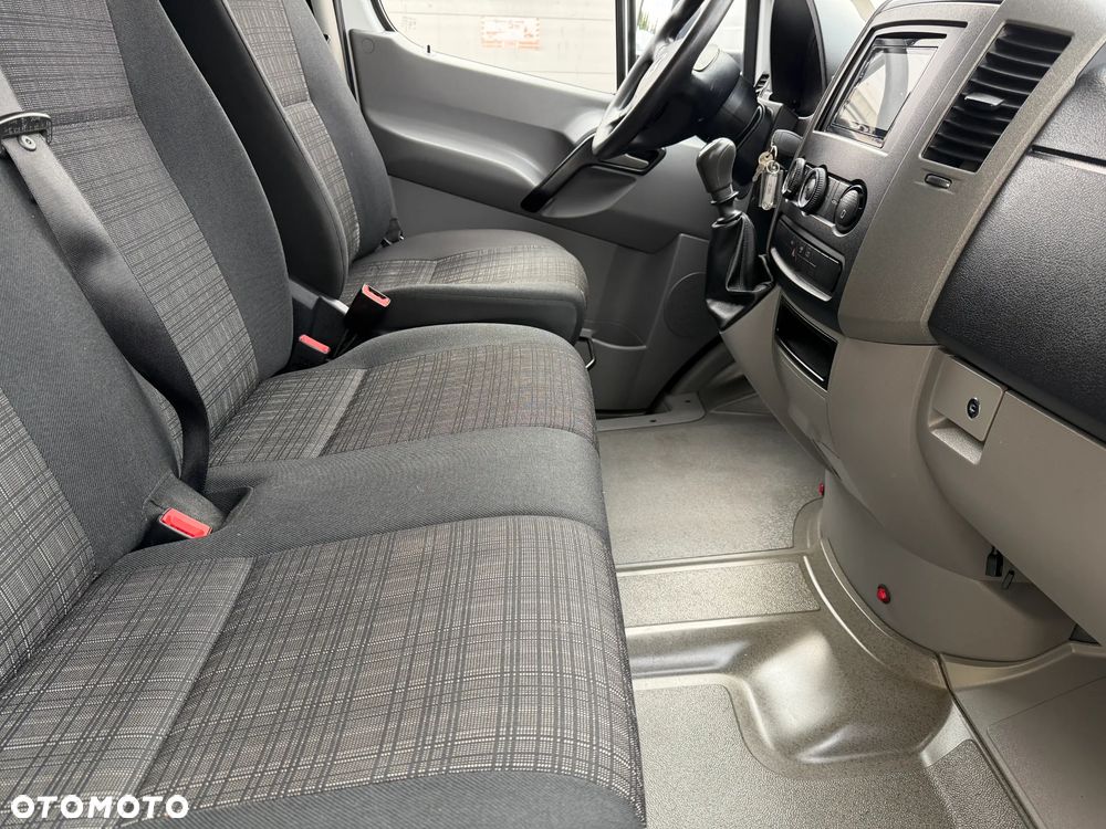 Mercedes-Benz Sprinter Doka Brygadówka - 23