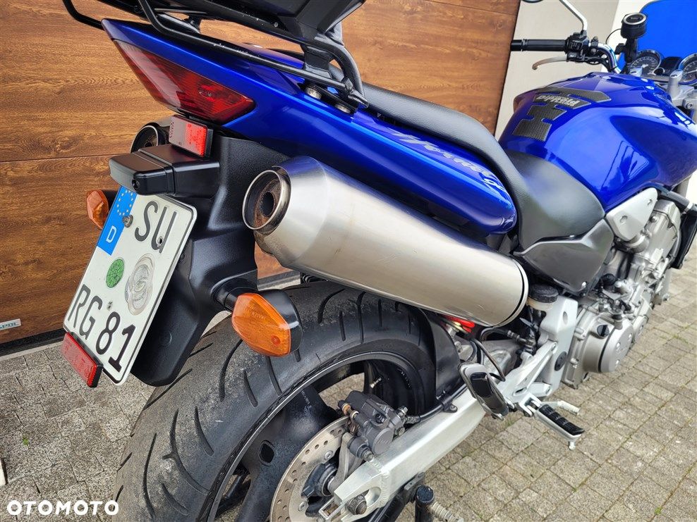 Honda Hornet - 16