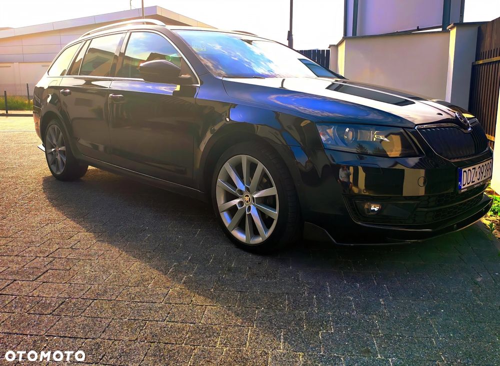 Skoda Octavia 1.6 TDI DPF DSG Elegance - 2
