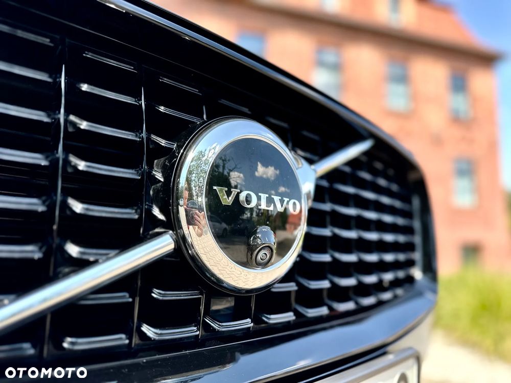 Volvo XC 90 - 25