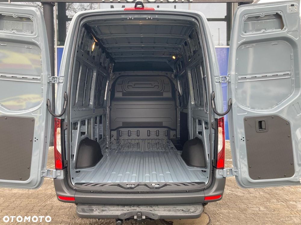 Mercedes-Benz Sprinter 317 CDI - 11