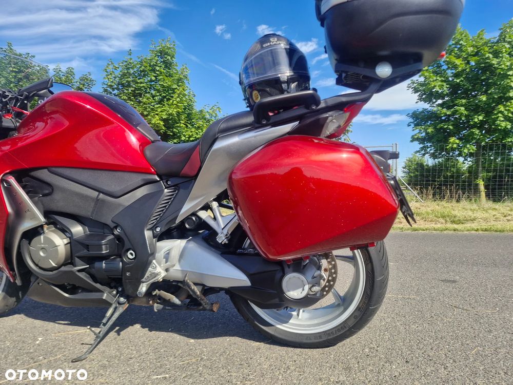 Honda VFR - 22