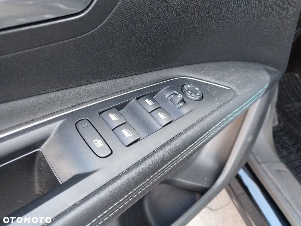 Peugeot 3008 1.5 BlueHDi Allure Pack S&S EAT8 - 12