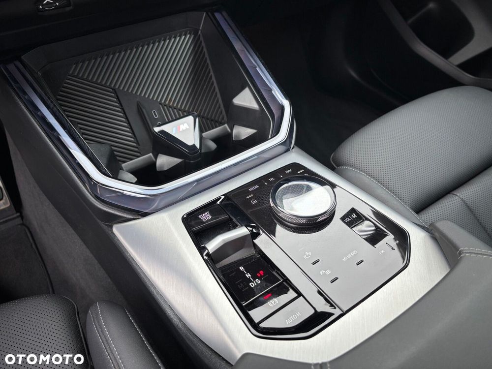 BMW X3 xDrive20d mHEV - 17