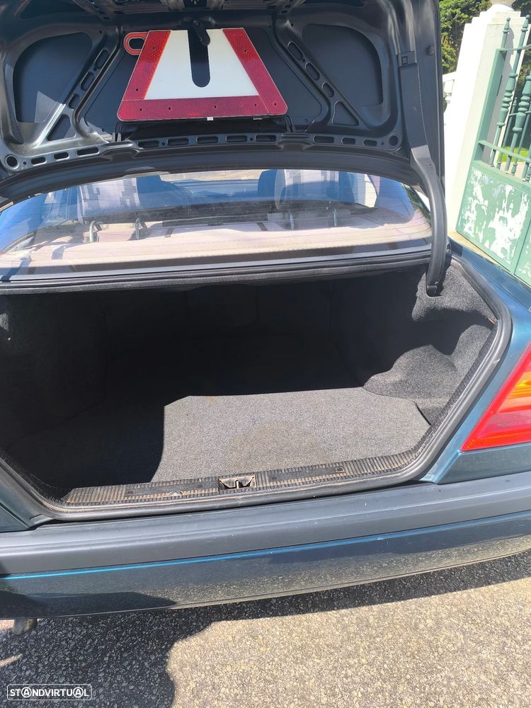 Mercedes-Benz C 200 D — fotografia 8