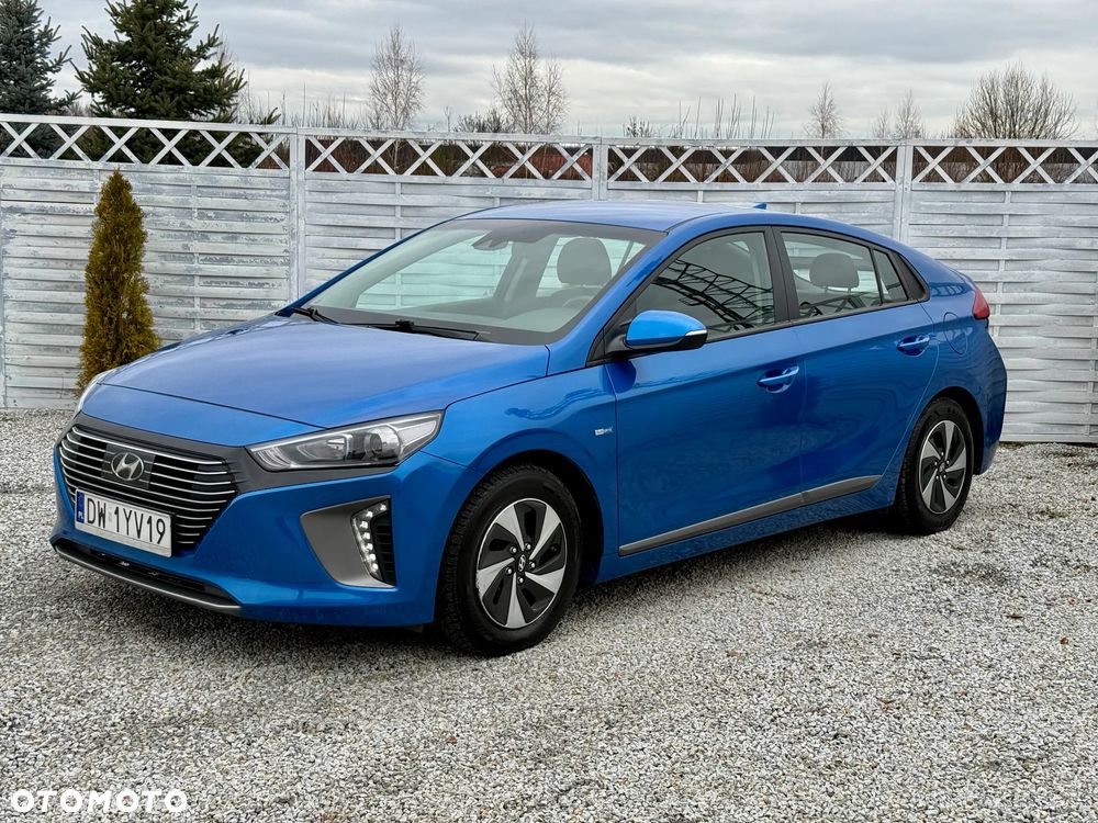 Hyundai IONIQ Hybrid Premium - 1