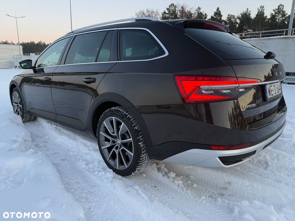 Skoda Superb 2.0 TDI SCR 4x4 Scout DSG - 5