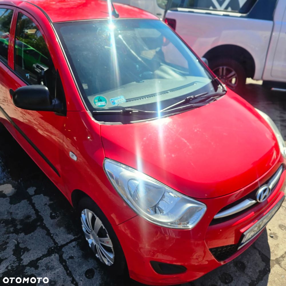 Hyundai i10 1.1 FIFA WM Edition - 11