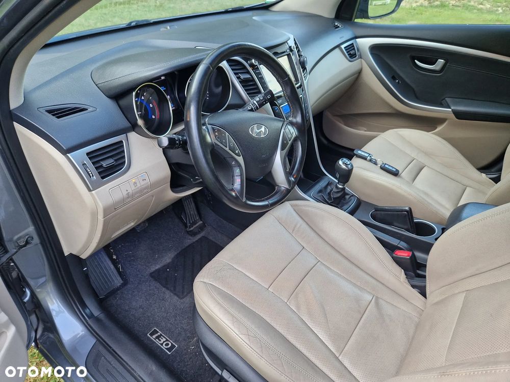 Hyundai i30 - 19