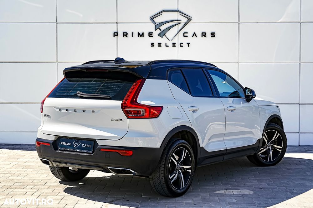 Volvo XC 40 D4 AWD Geartronic R-Design - 2