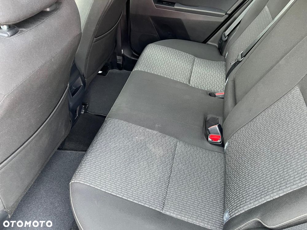 Toyota Auris 2.0 D-4D Comfort - 13