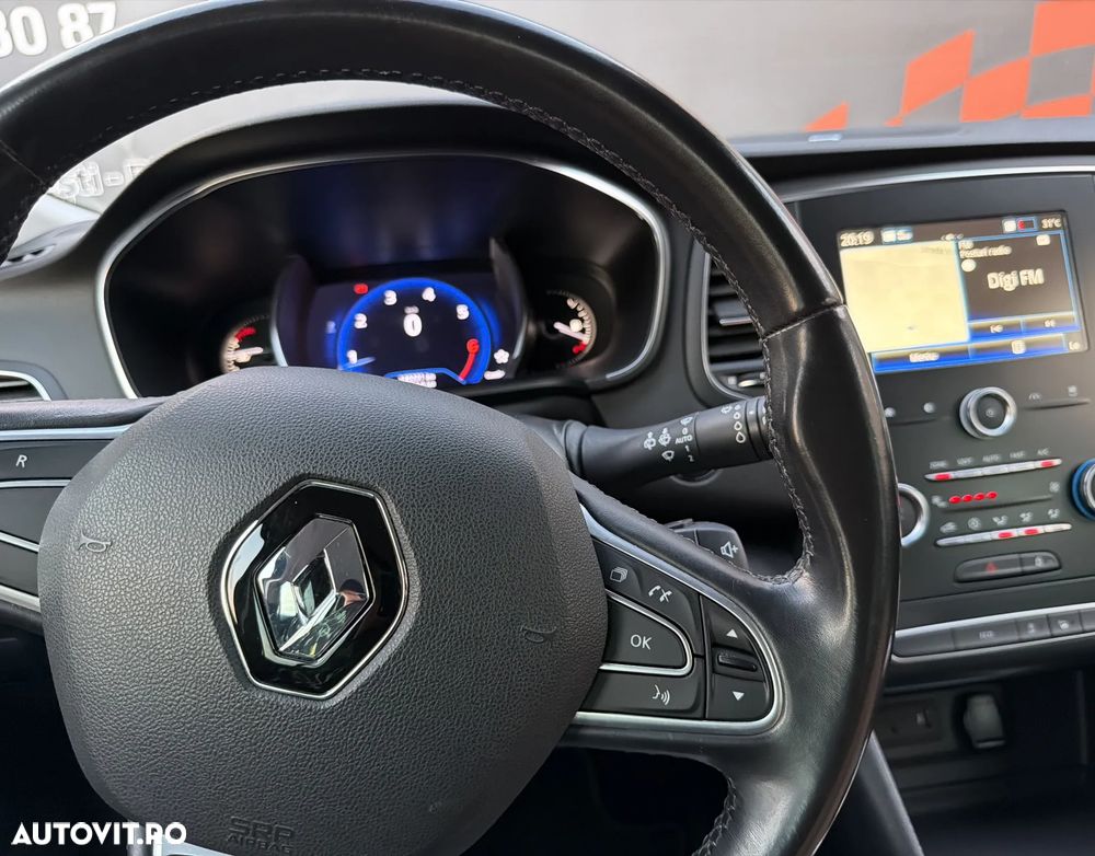 Renault Megane TCe 140 GPF BOSE EDITION - 15