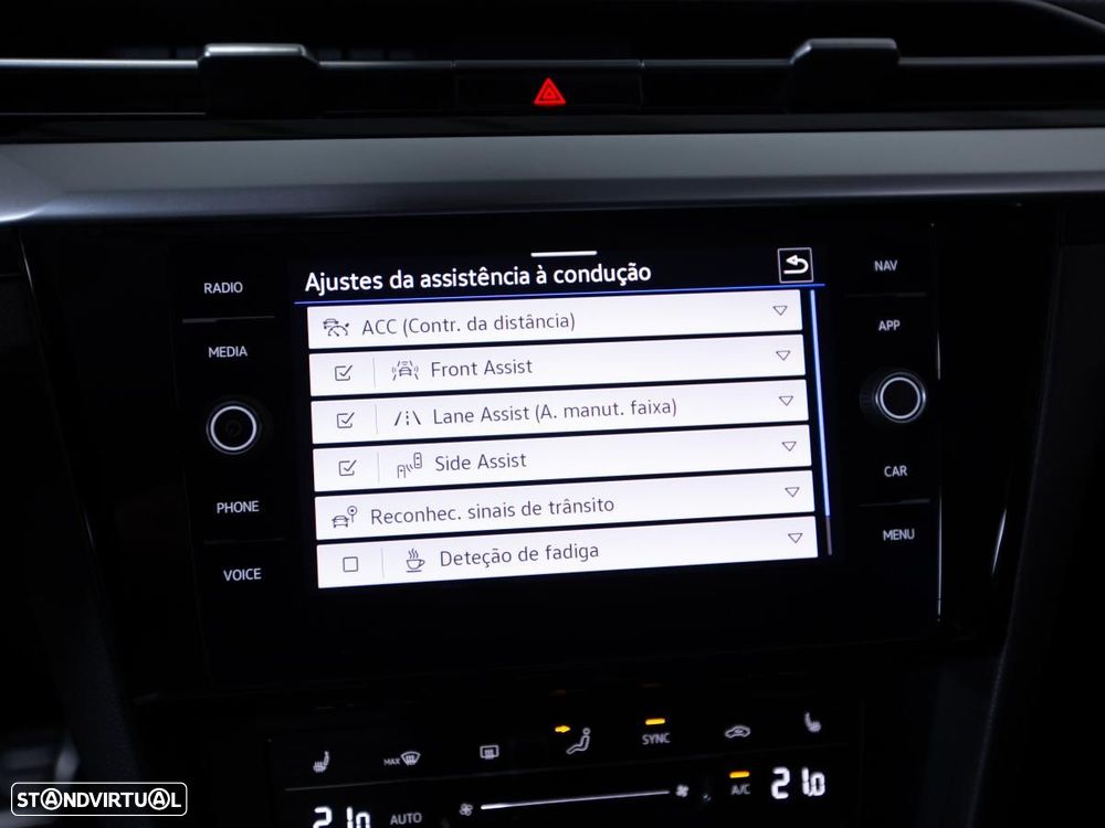 VW Arteon 2.0 TDI Elegance DSG - 32