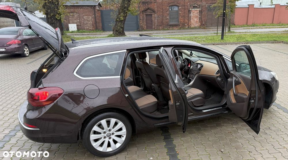 Opel Astra IV 2.0 CDTI Cosmo - 10
