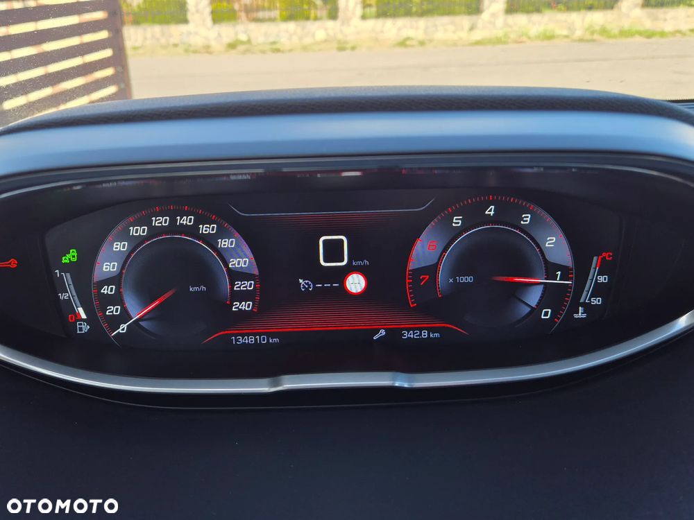 Peugeot 3008 PureTech 130 Stop & Start Allure - 19