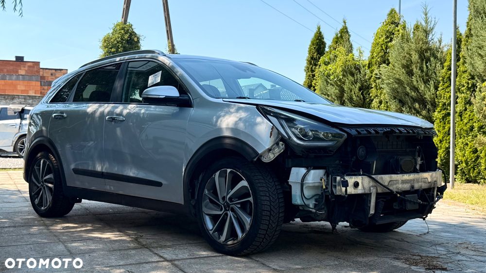 Kia Niro 1.6 GDI HEV 2WD OPF Edition 7 - 6