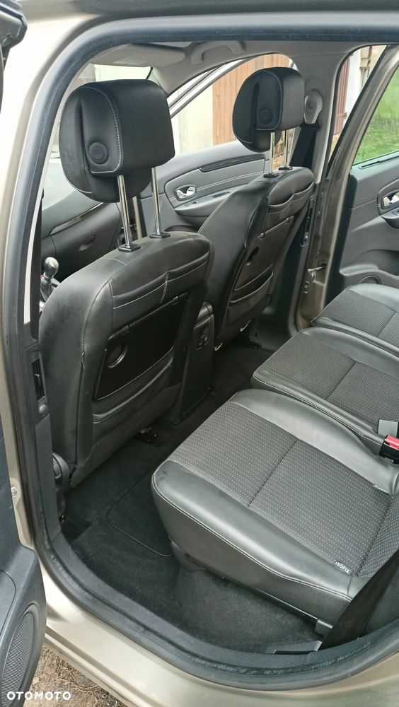 Renault Scenic ENERGY TCe 115 Expression - 11