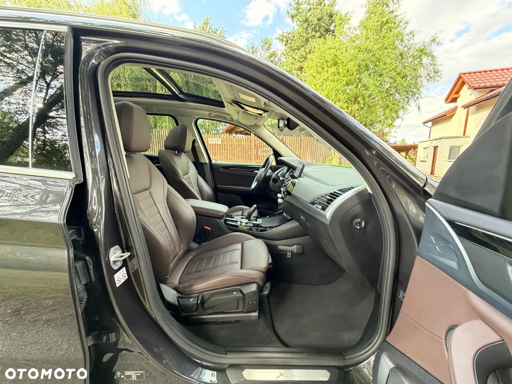 BMW X3 xDrive20d xLine - 27