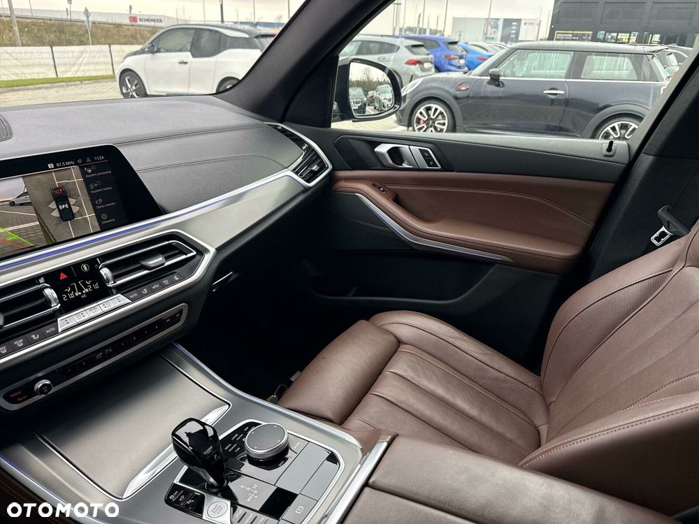 BMW X5 xDrive30d sport - 23