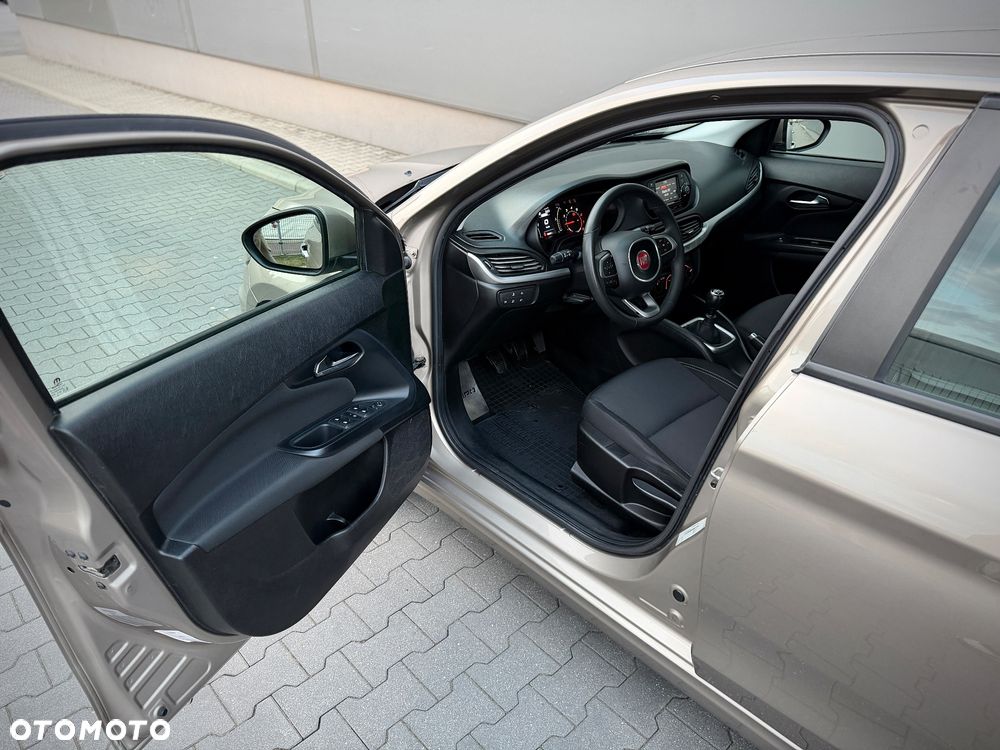 Fiat Tipo 1.4 16V Lounge - 34