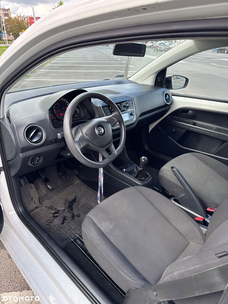 Volkswagen up! 1.0 move - 8