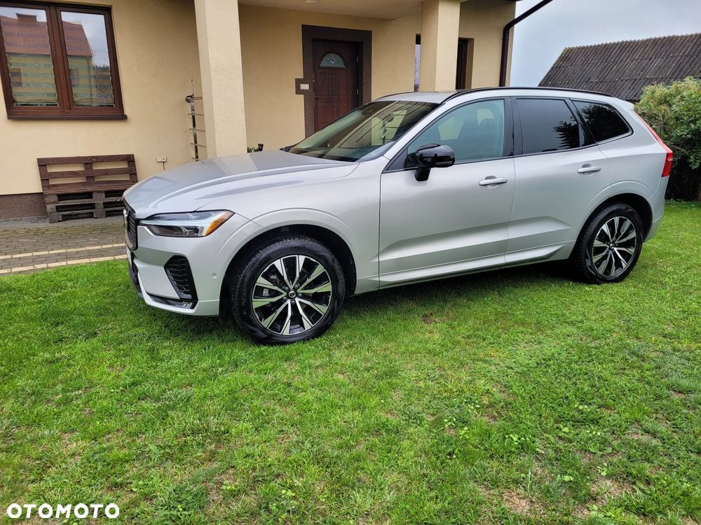Volvo XC 60 B5 B AWD Plus Dark - 16