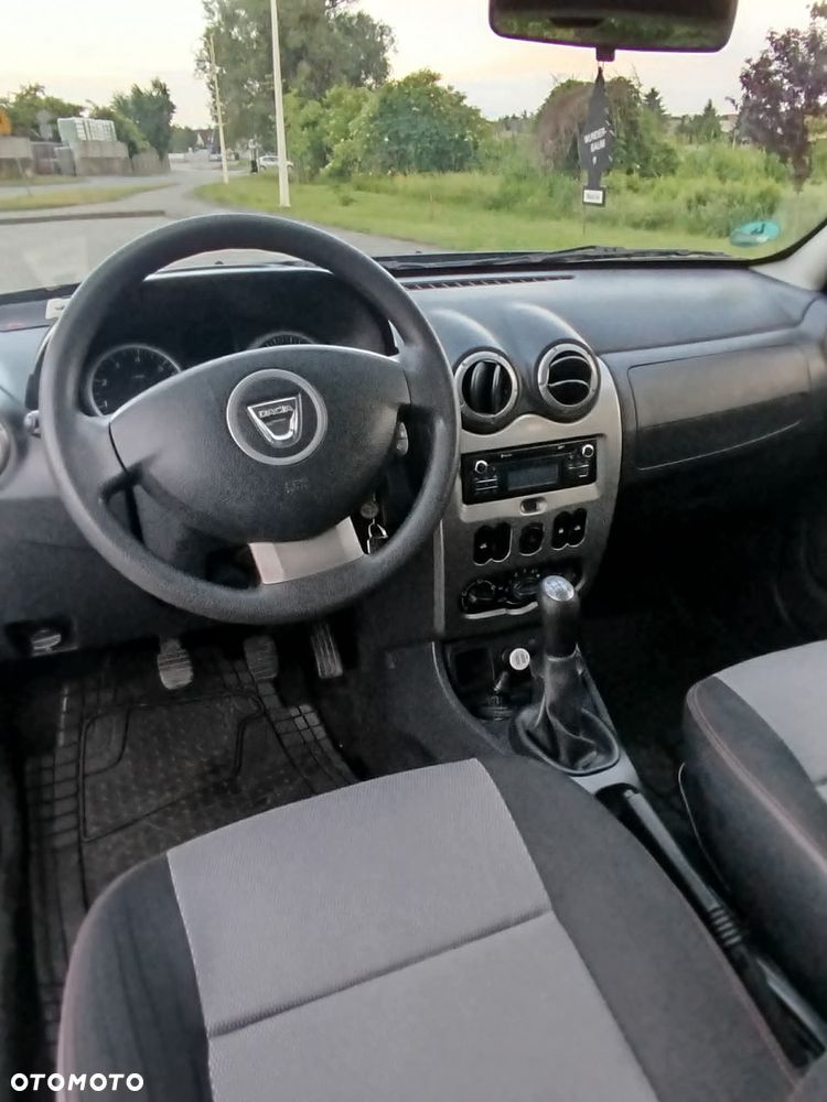 Dacia Duster 1.6 - 11