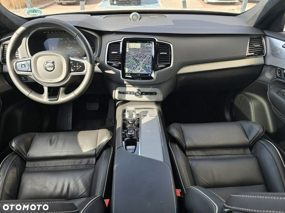 Volvo XC 90 - 9