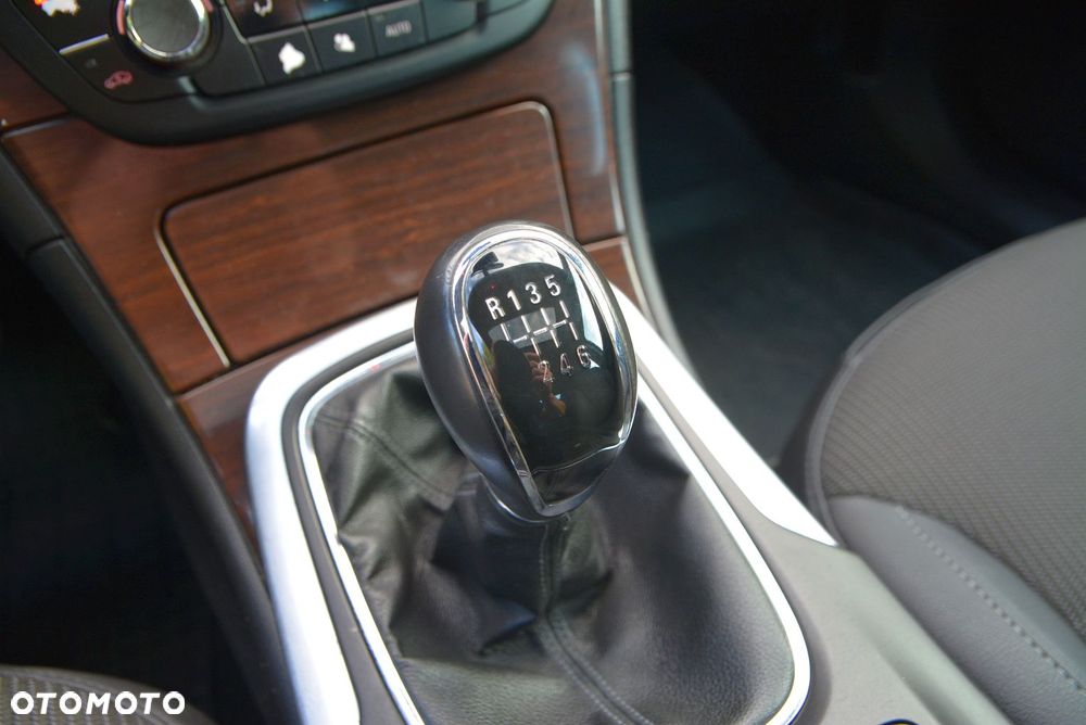 Opel Insignia 1.8 Elegance - 17
