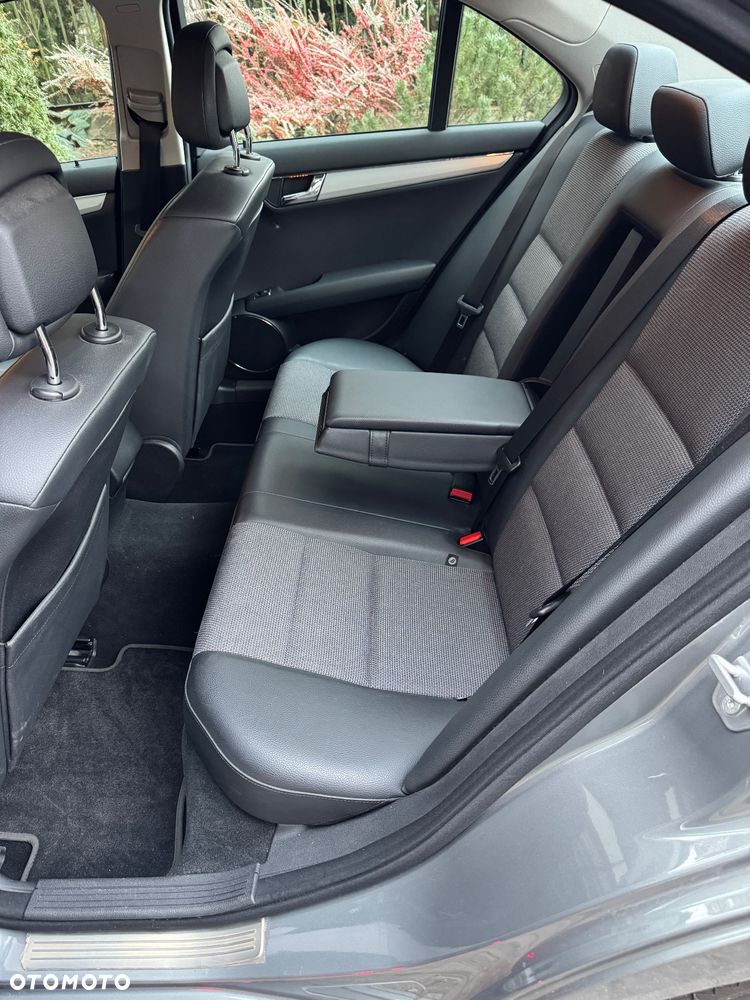 Mercedes-Benz Klasa C - 20