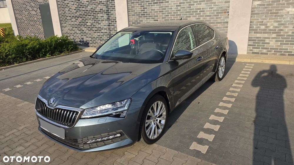 Skoda Superb 2.0 TDI SCR Ambition DSG - 2
