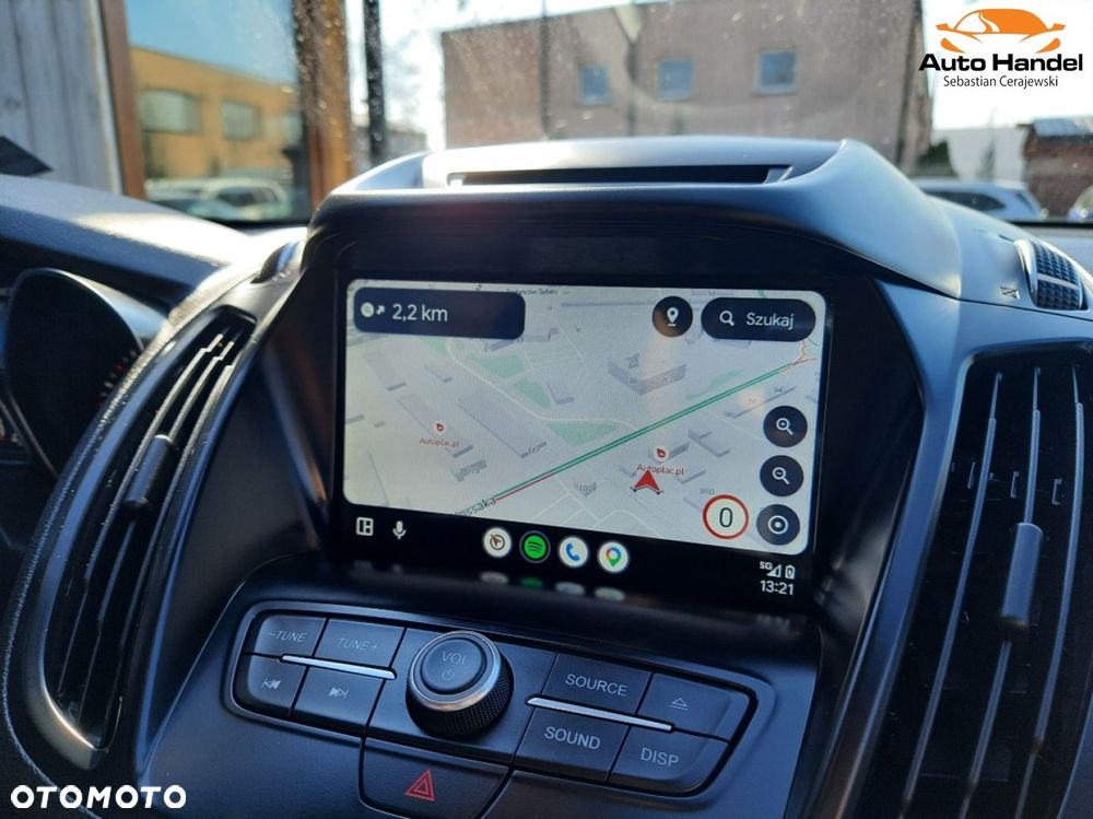 Ford Kuga 1.5 EcoBoost 2x4 ST-Line - 28