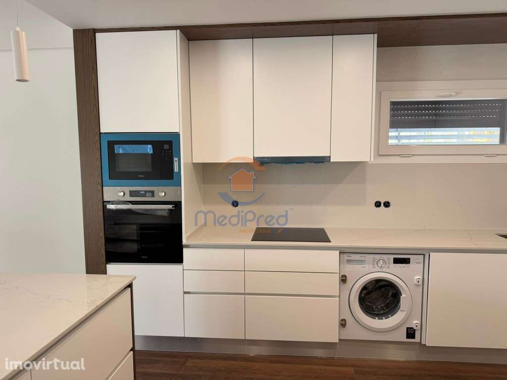 Moradia T4 NOVA com piscina | Famões, Odivelas - Grande imagem: 3/20