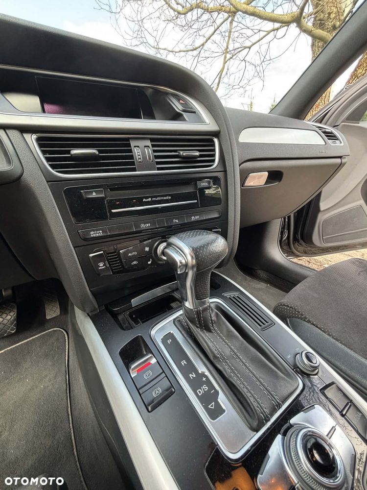 Audi A4 Avant 2.0 TDI DPF multitronic S line Sportpaket - 5