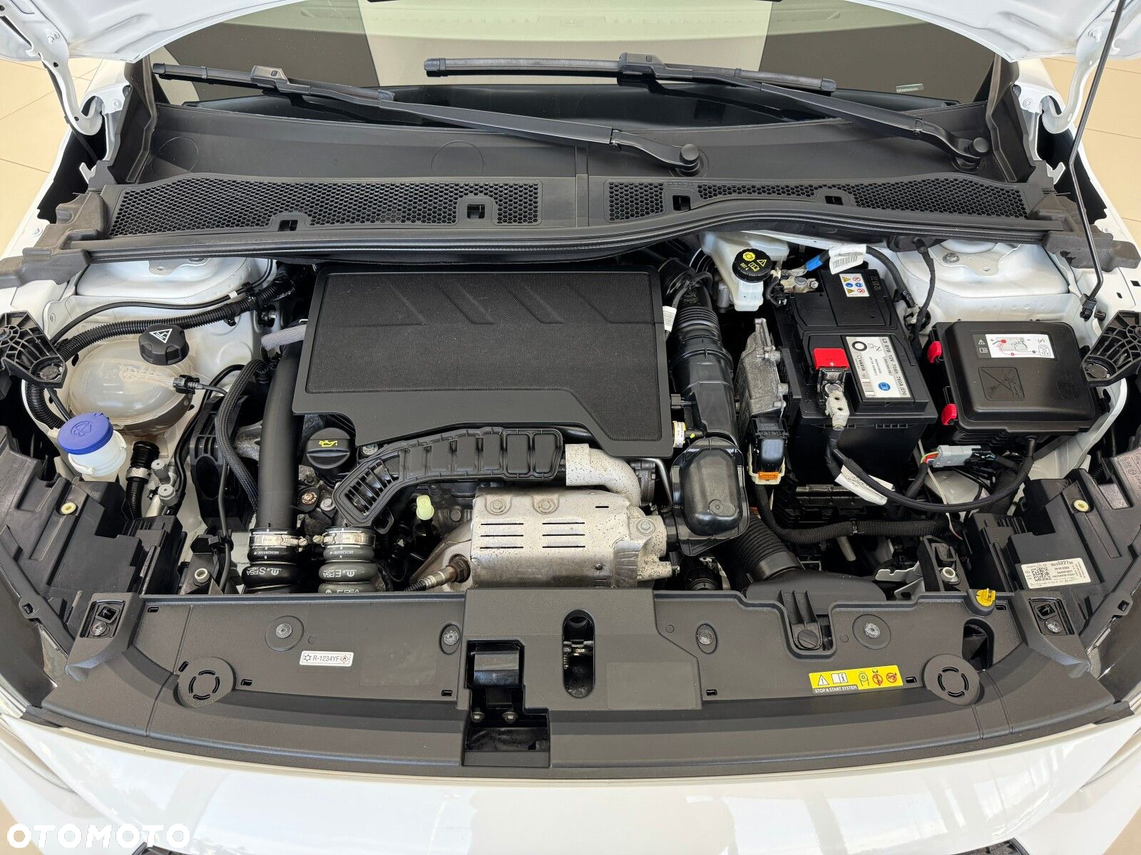 Opel Corsa 1.2 Elegance S&S - 18