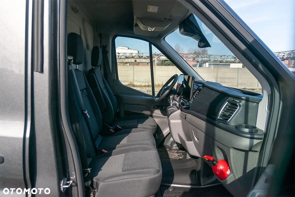 Ford Transit 350 L4H3 RWD Trend 2.0 165KM - 21