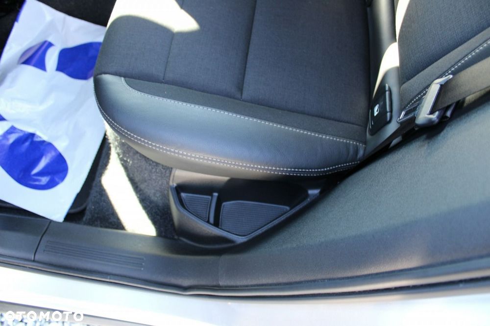 Volvo XC 40 - 22