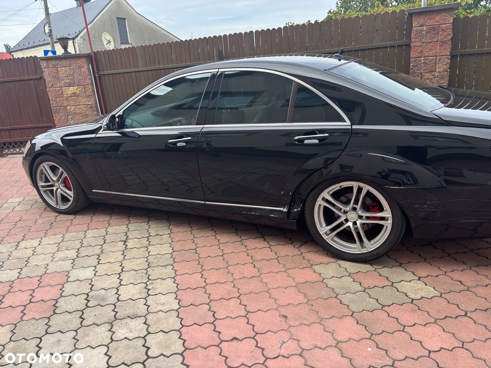 Mercedes-Benz Klasa S 320 CDI 4Matic DPF 7G-TRONIC - 32