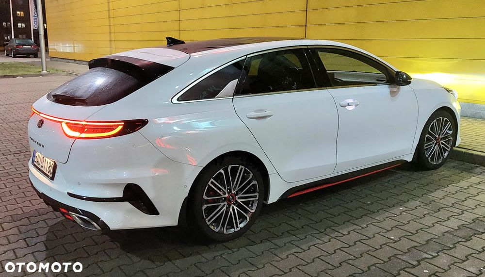 Kia ProCeed 1.6 T-GDI GT DCT - 8