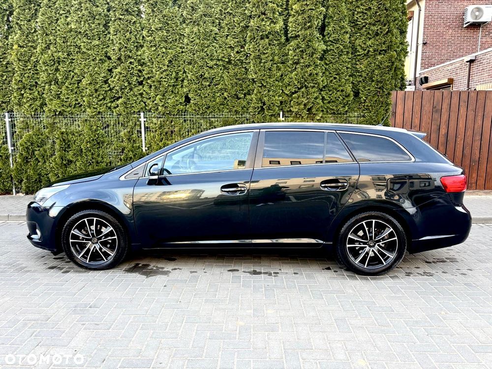 Toyota Avensis 2.0 D-4D Comfort - 3