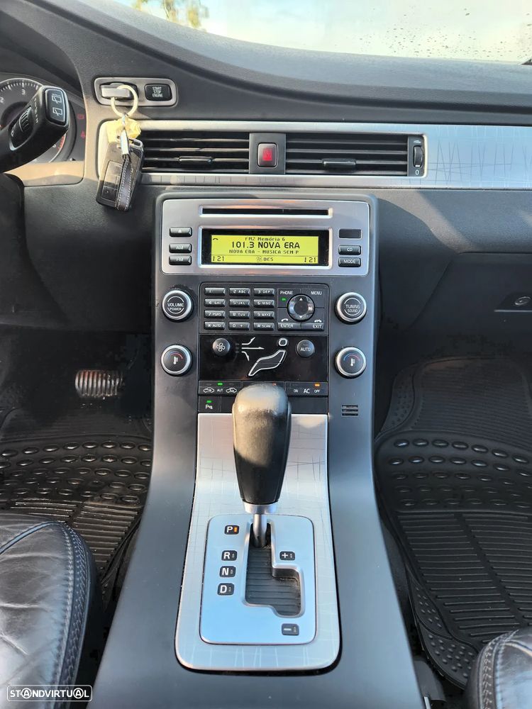 Volvo XC 70 2.4 D Summum Geartronic - 8